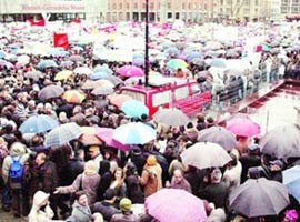 20 bin Alevi'den 'namus' öfkesi