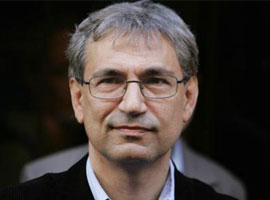 İsteyen Orhan Pamuk'a dava açabilecek