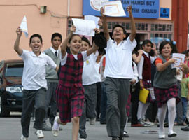 Çocuğunuzun karnesi '1 tık' ötede