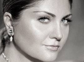 Sibel Can'dan başörtülü kızlara destek