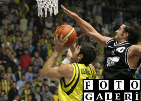 Basketbolda derbi Fener'in