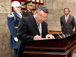 YÖK Başkanı'ndan bir ders daha