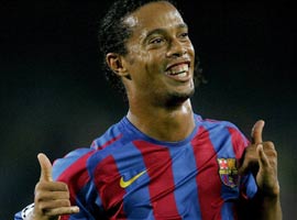 Unakıtan: Ronaldinho'yu getirin !