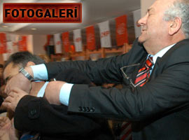 CHP'liler yumruk yumruğa... - Foto