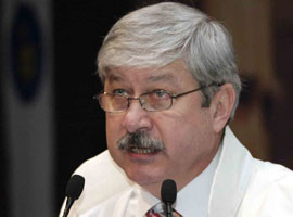 Öğrencilerini canından bezdiren REKTÖR