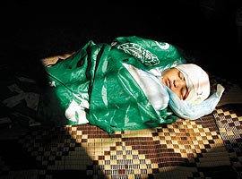 Dünya kınıyor; ama 'soykırım' durmuyor  