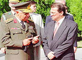 Paşa sözlerimi ya anlamadı ya da ...