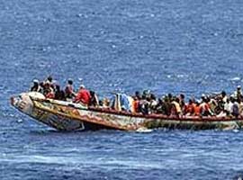 Kaçak taşıyan tekne alabora oldu