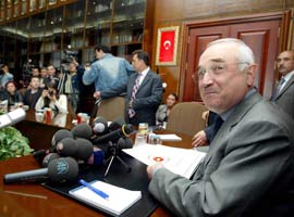 Cemil Çiçek nasıl kurtardı?