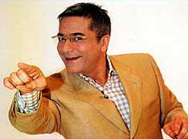 Mehmet Ali Erbil'e kumar baskını