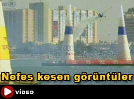 Bu da uçakların Formula yarışı - VİDEO