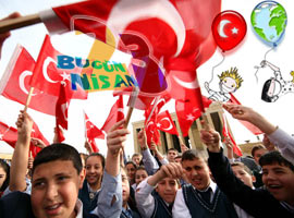 Türkiye bayram ediyor - KARELER