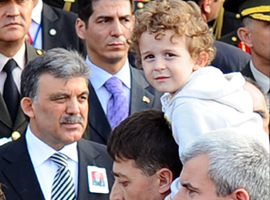 Şehit oğlundan yürek dağlayan soru...  