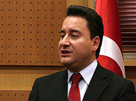 Başörtüsü meselesini aşmamız gerekiyordu