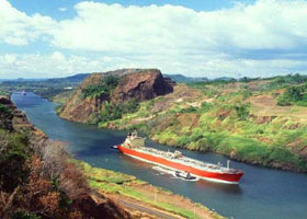Panama, Kanal'ı genişletiyor